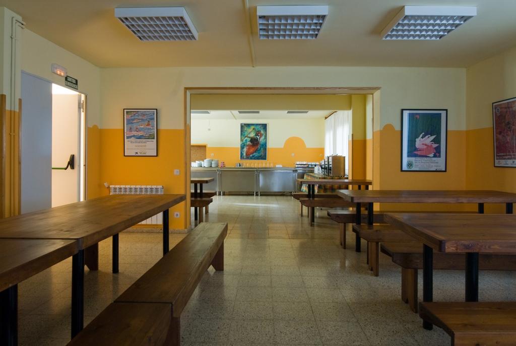 Alberg Escola De Piraguisme De Sort Exterior photo